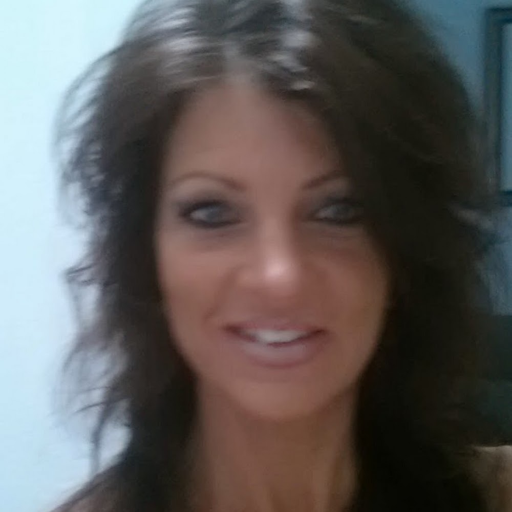 Meet your Posher, Cheri